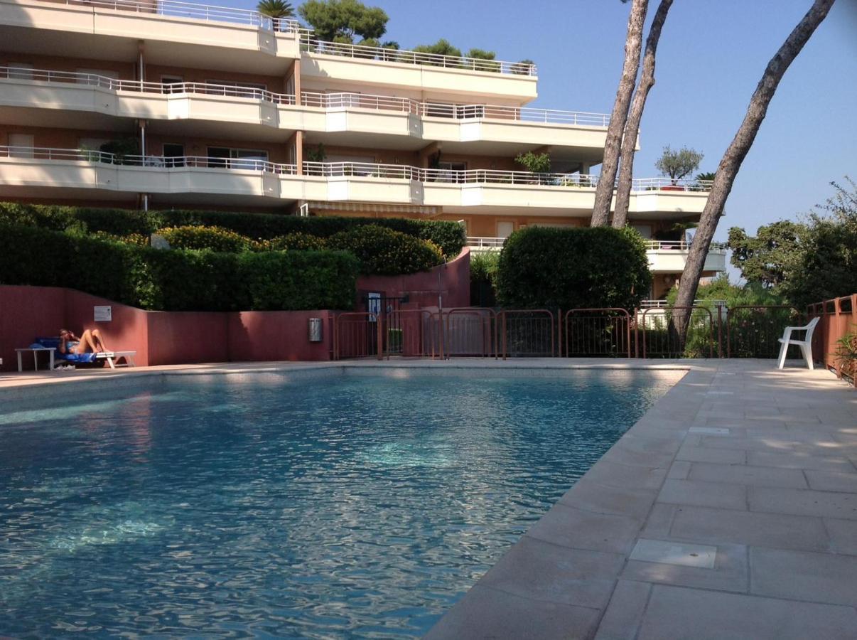 Le Beauvert - Stayinantibes Eksteriør billede